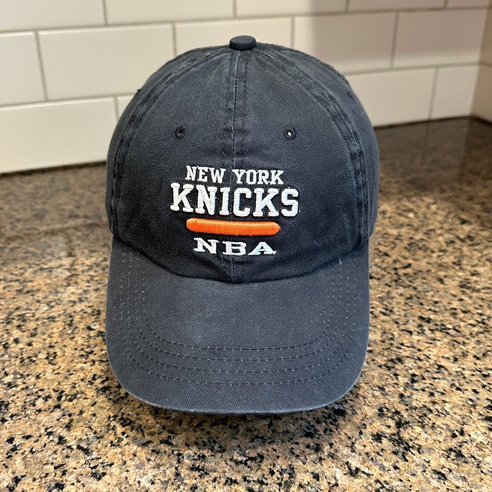 New York Knicks Reebok Baseball Cap Adjustable One Size Dark Grey NBA Hat